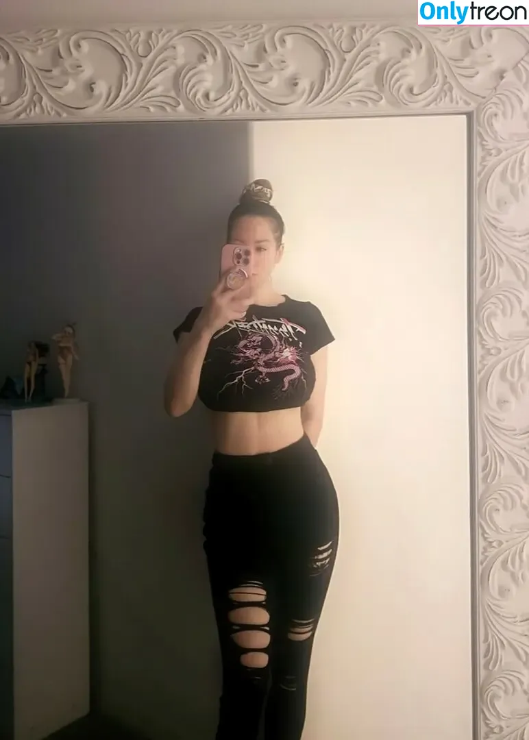 Izzy G nude photo #0419 (mizzizzyg / pnkysparkles)