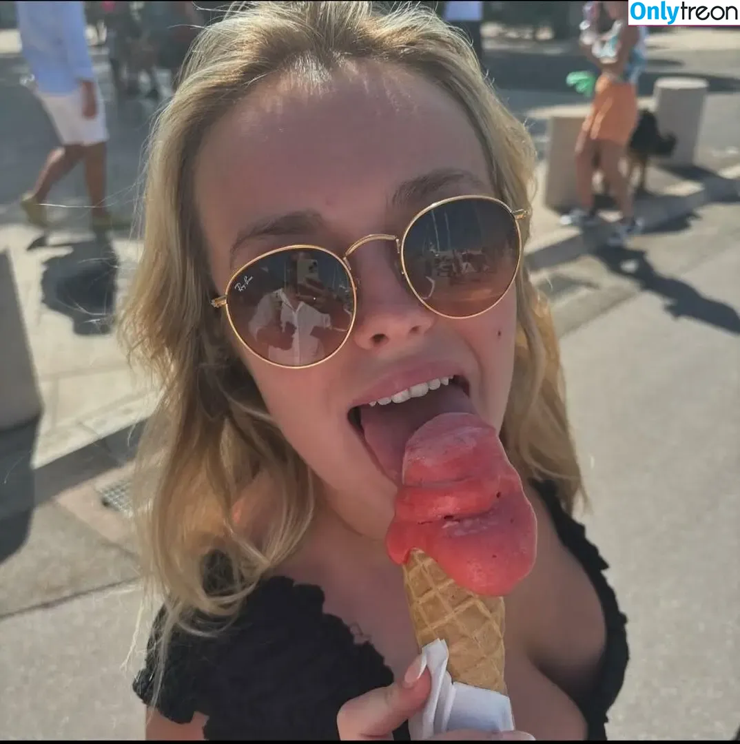 Izzy Hammond nude photo #0022 (izzyhammondx)