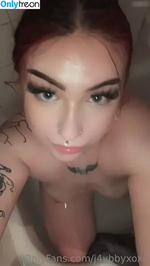  nude photo #0005