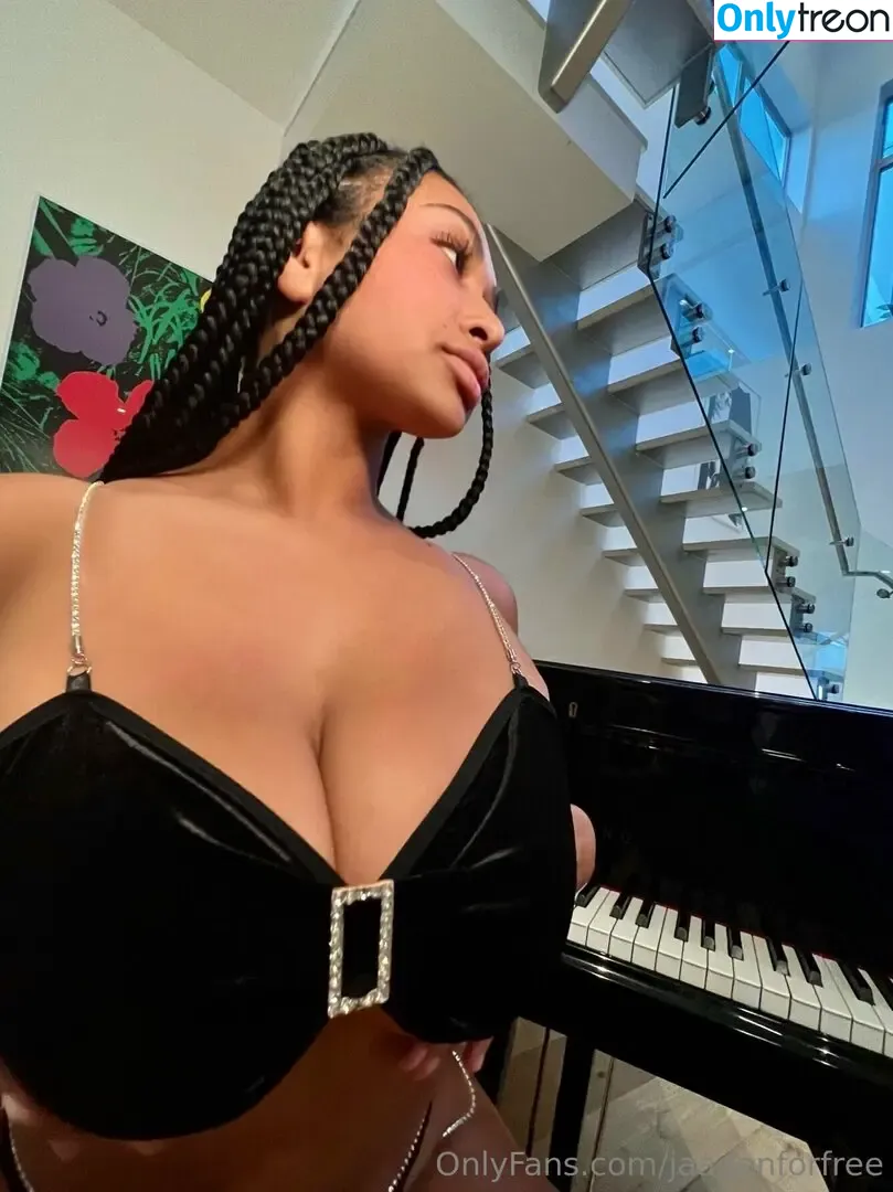 jaadenforfree nude photo #0052 (thejaadenkyrelle)