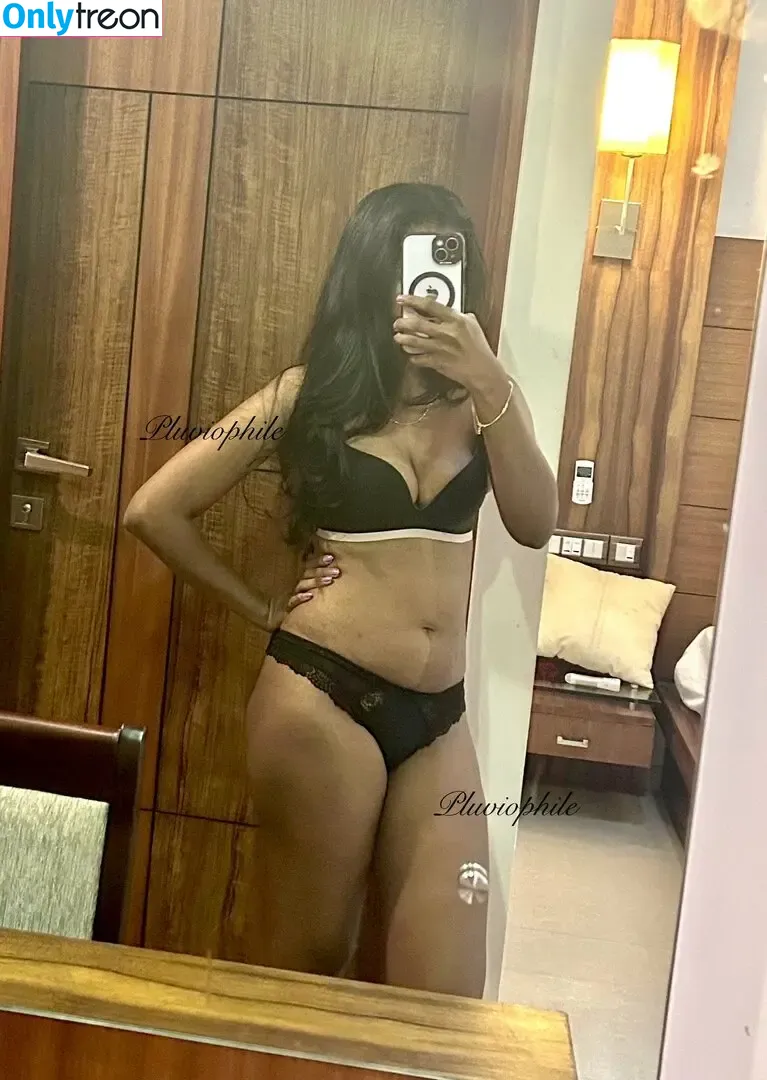 Jaanaki Pluviophile nude photo #0011 (Jaanaki Pluviophile)