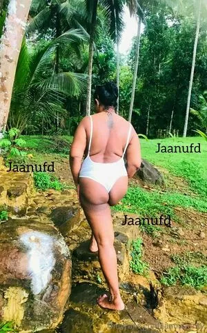 jaanuaunty / iamjanu_official nude photo #0087