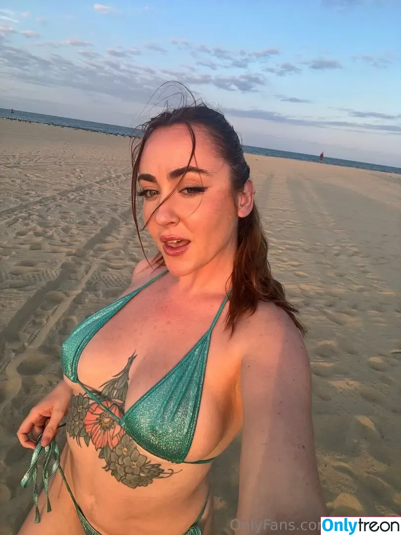 jaaydara nude photo #0002 (jaaydara)