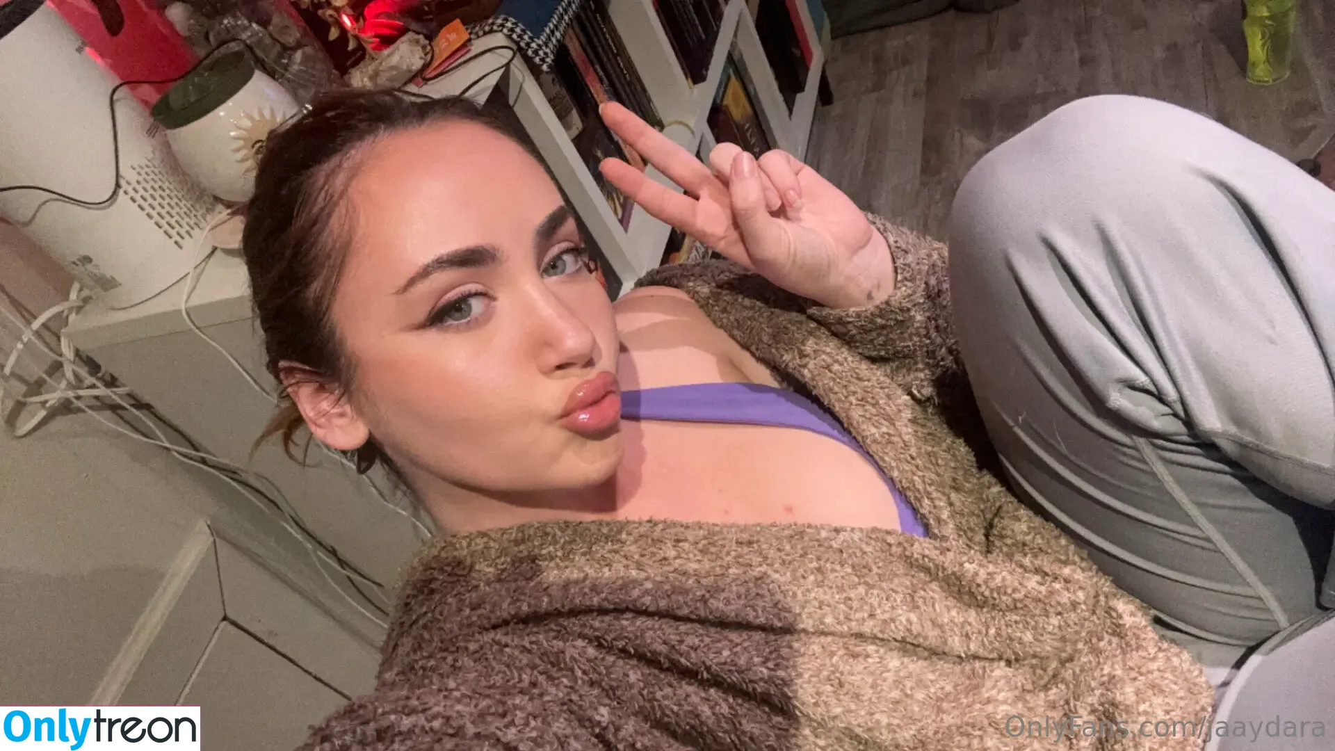 jaaydara nude photo #0055 (jaaydara)