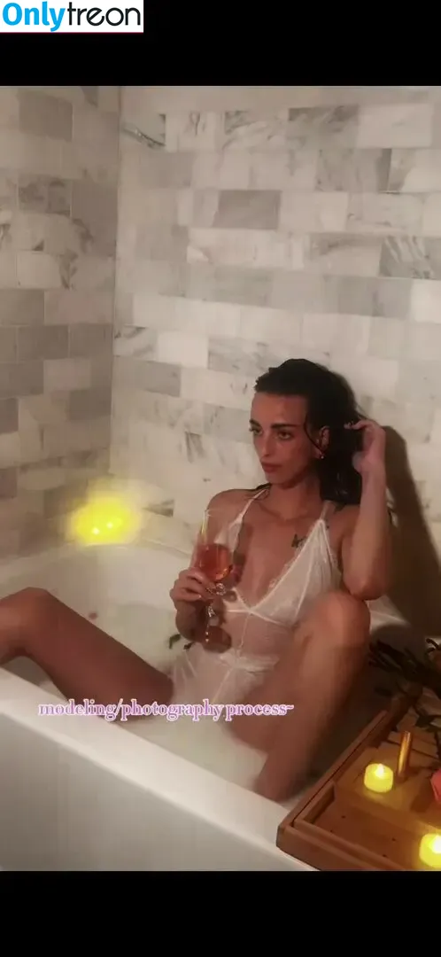 Jacelyn Fincher nude photo #0009 (jxce_fxnch)
