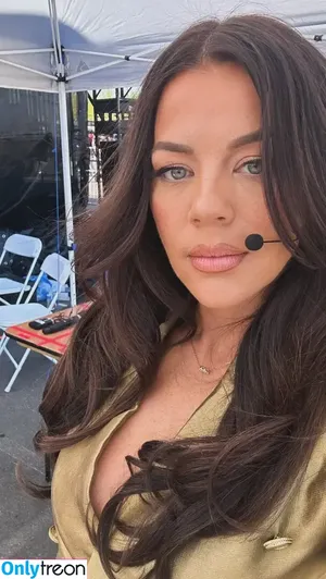Jackie Redmond / Jackie_Redmond / jackieredmond nude photo #1034