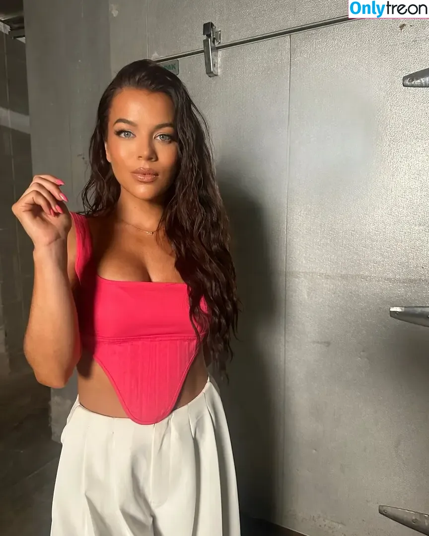 Jackie Redmond nude photo #1080 (Jackie_Redmond / jackieredmond)