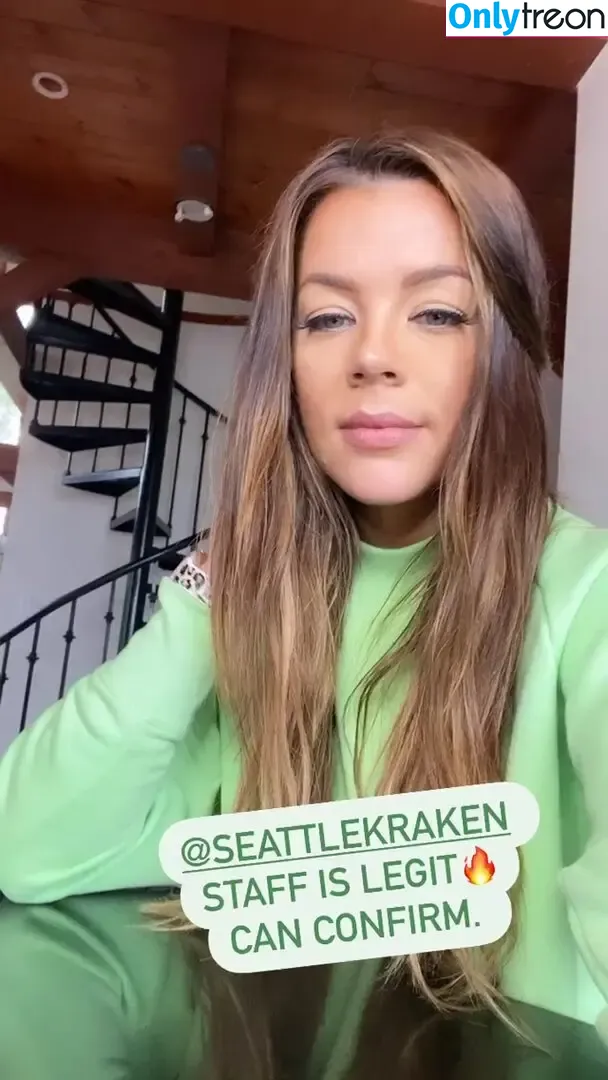 Jackie Redmond голая photo #1207 (Jackie_Redmond / jackieredmond)