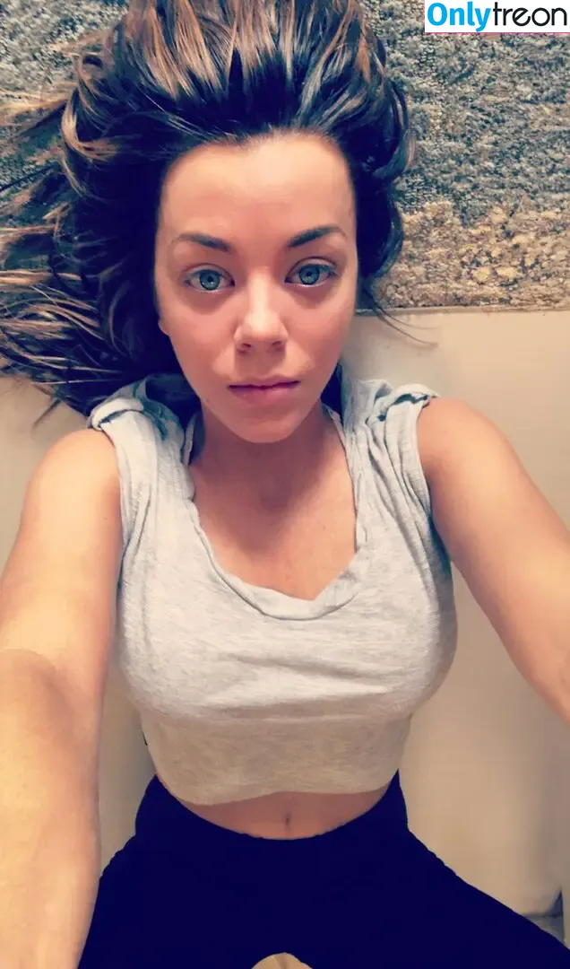 Jackie Redmond голая photo #1225 (Jackie_Redmond / jackieredmond)
