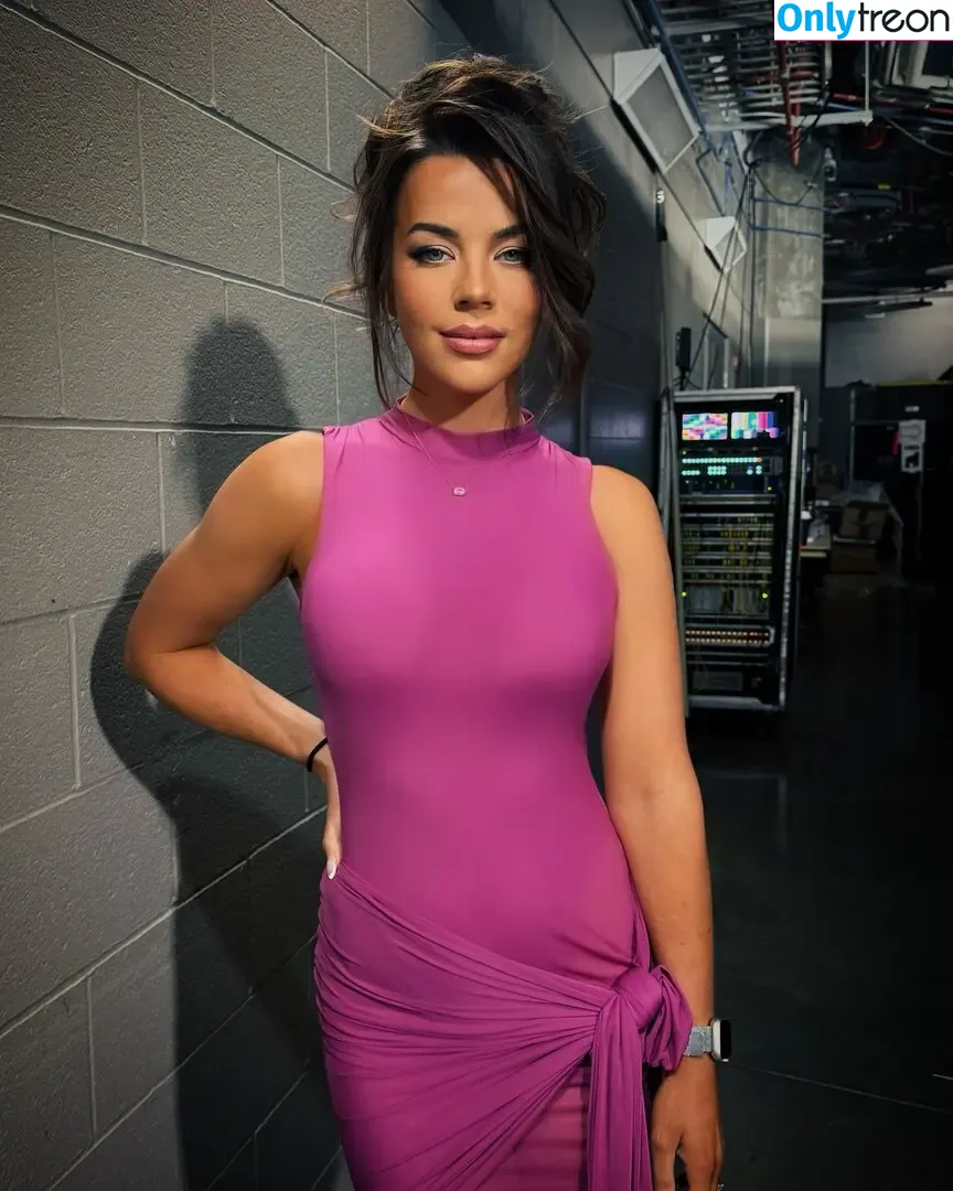 Jackie Redmond голая photo #1233 (Jackie_Redmond / jackieredmond)