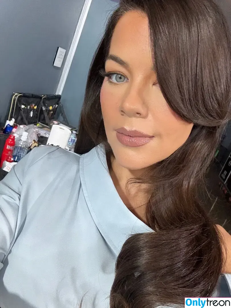 Jackie Redmond голая photo #1251 (Jackie_Redmond / jackieredmond)