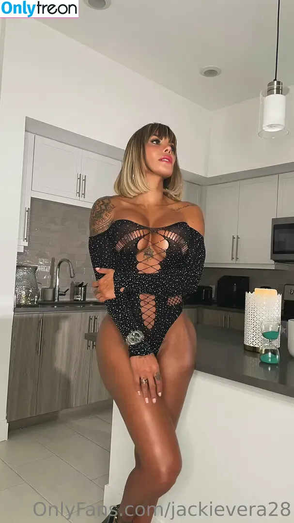 Jackie Vera nude photo #0034 (jackievera28)