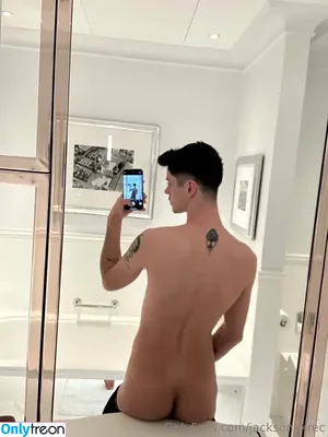 jacksonxkrec / jackson_krecioch nude photo #0101