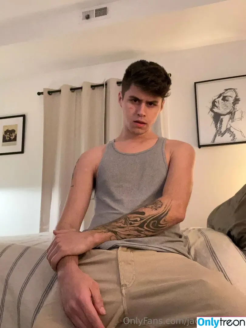 jacksonxkrec nude photo #0068 (jackson_krecioch)