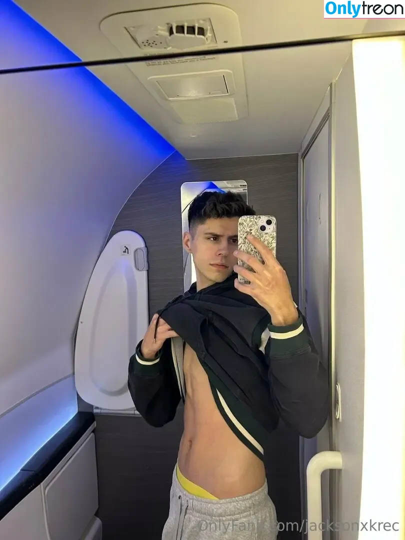 jacksonxkrec nude photo #0092 (jackson_krecioch)