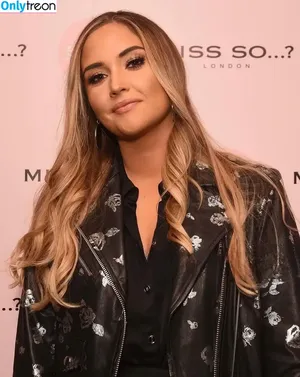 Jacqueline Jossa / EastEnders / jacjossa nude photo #0702