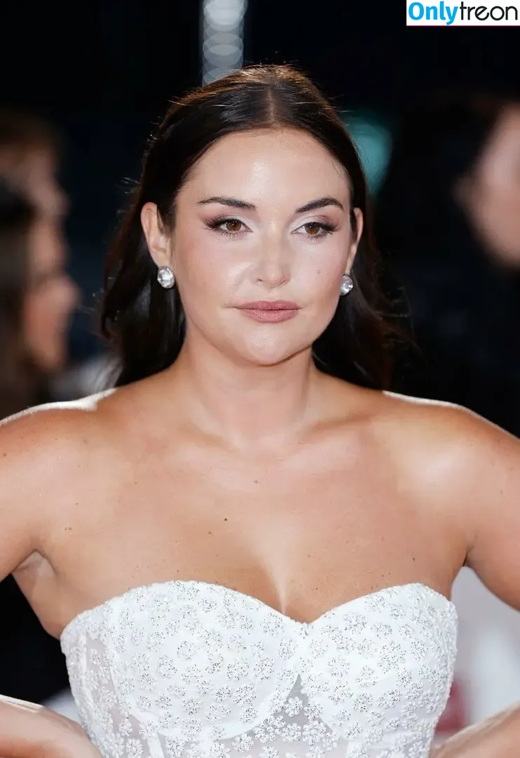 Jacqueline Jossa голая photo #0606 (EastEnders / jacjossa)