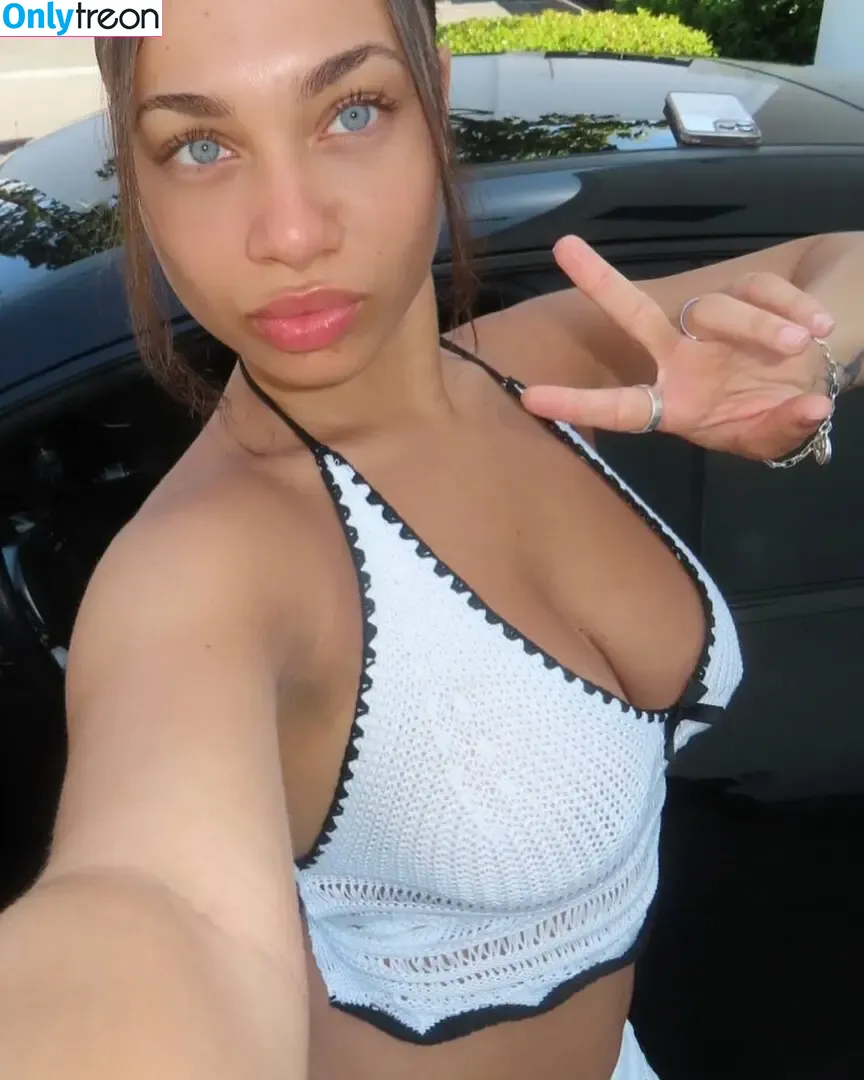 Jada Durroh nude photo #0037 (Jada / jadadurroh / jadathegr8ta)