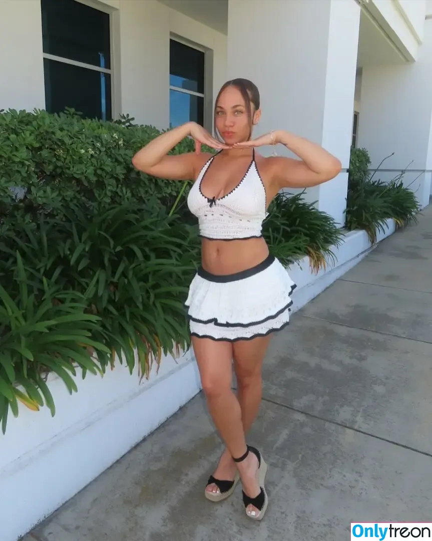 Jada Durroh nude photo #0039 (Jada / jadadurroh / jadathegr8ta)