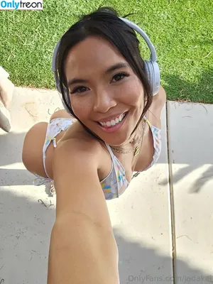 jadakai / officialjadakai nude photo #0150
