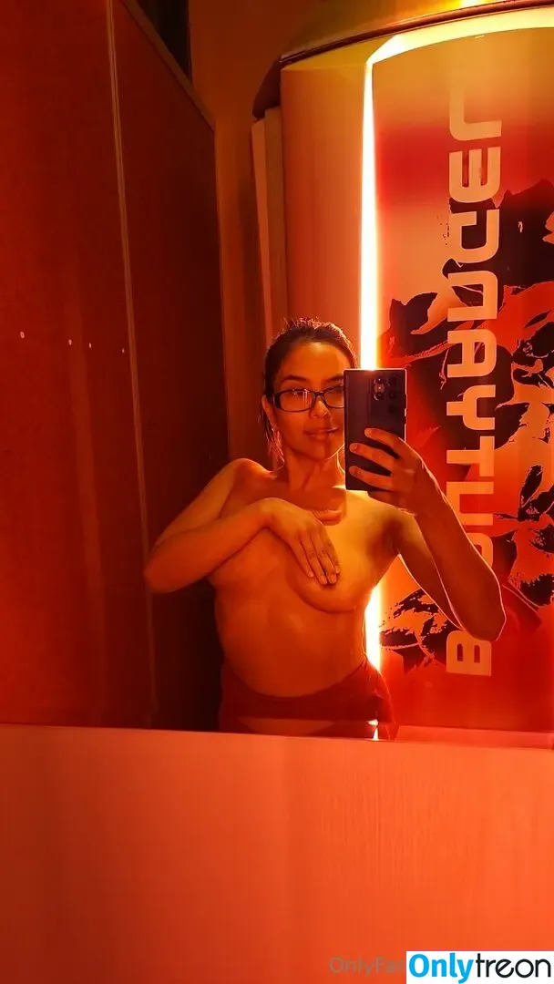 jadakai nude photo #0158 (officialjadakai)