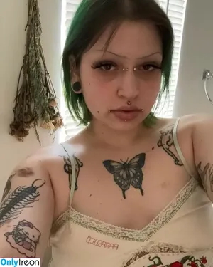  nude photo #0002