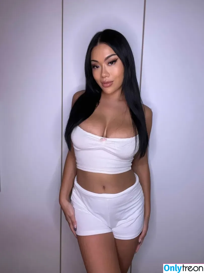Jade Chen nude photo #0018 (jadechen / jadeyboba)