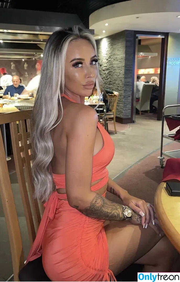 Jade Hobden Ashandjadeofficial nude photo #0002 (jadehobden92)