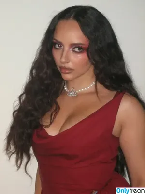 Jade Thirlwall / jadethirlwall nude photo #0324