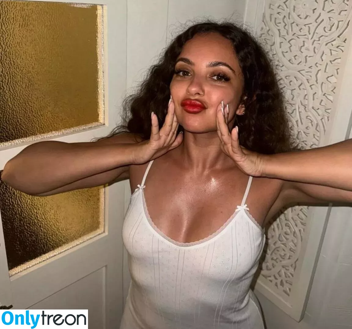 Jade Thirlwall nude photo #0028 (jadethirlwall)