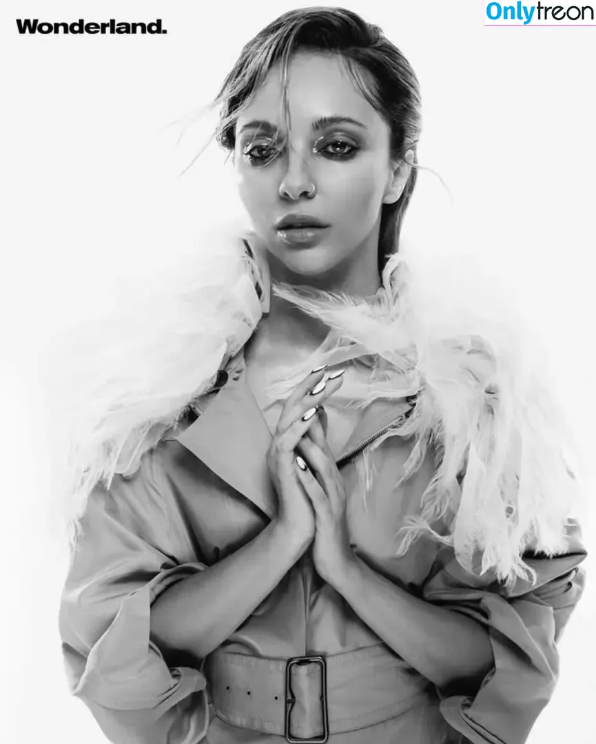 Jade Thirlwall nude photo #0214 (jadethirlwall)