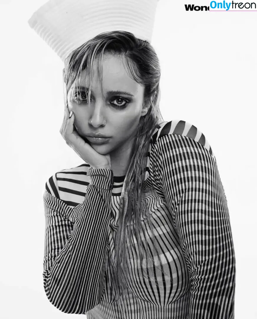 Jade Thirlwall голая photo #0222 (jadethirlwall)