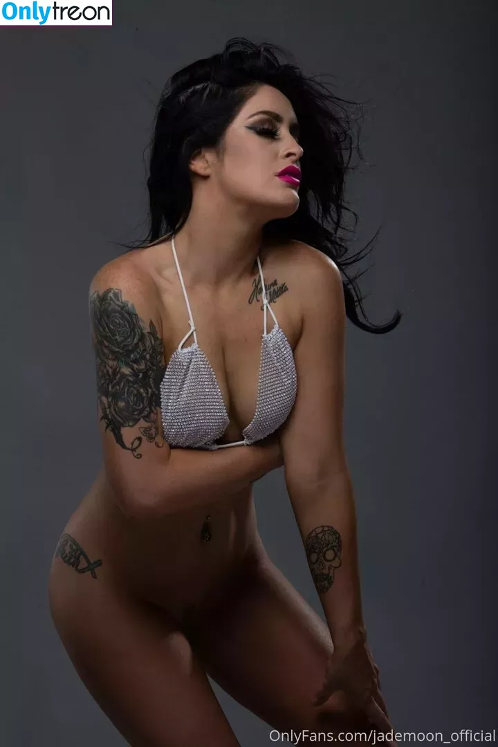 jademoon_official nude photo #0083 (jademoon_official)