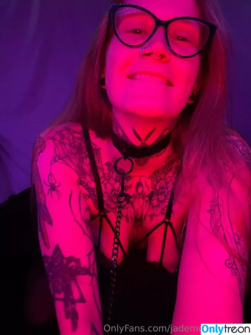 jademoon_official nude photo #0106 (jademoon_official)
