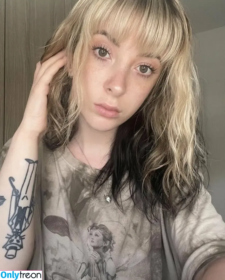 JadeVow nude photo #0005 (Jade Vow / Littlepidge)