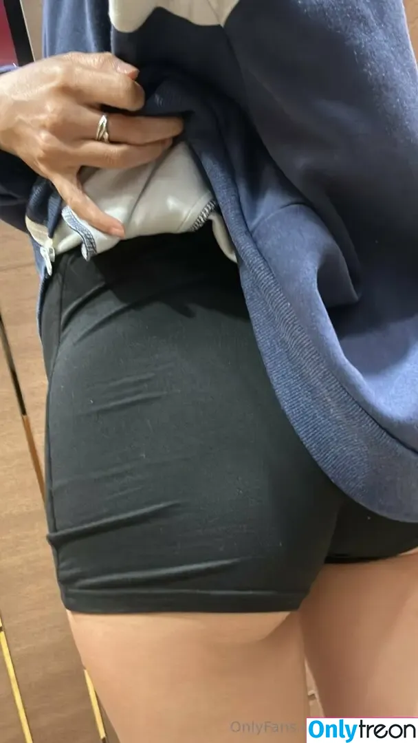 JadeyJade nude photo #0006 (jadeyyjadee)