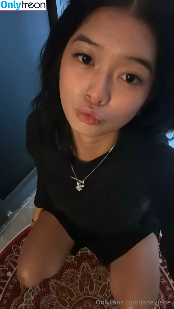 JadeyJade nude photo #0013 (jadeyyjadee)