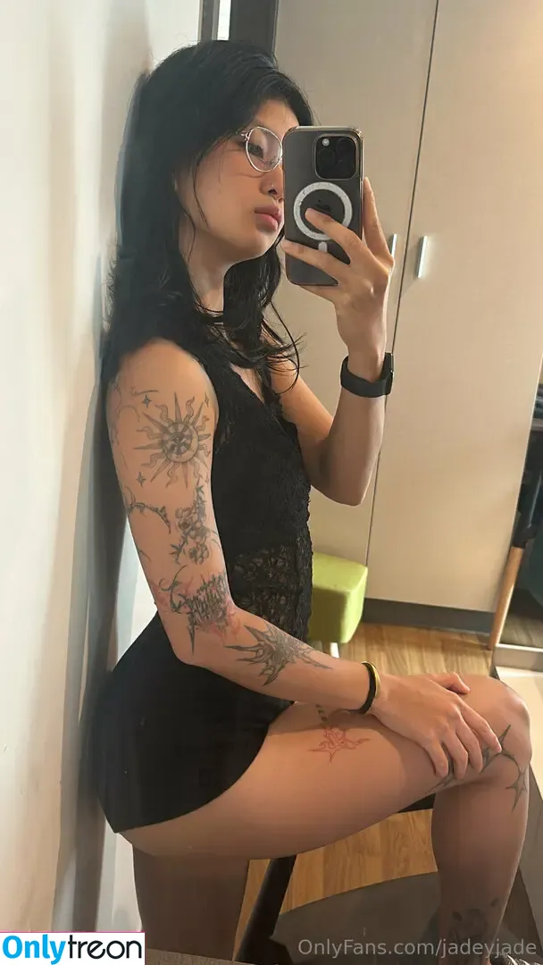 JadeyJade nude photo #0024 (jadeyyjadee)