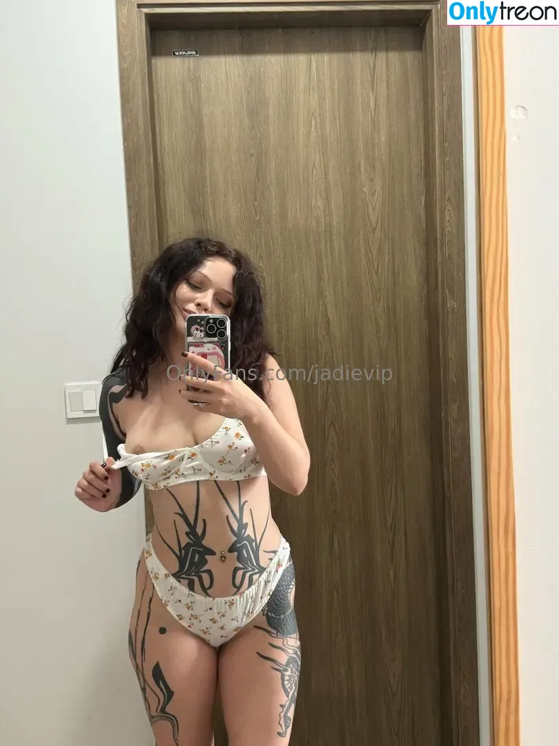 jadievip nude photo #0138 (jadiitv)