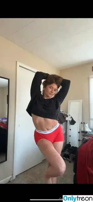 jadin / jadin.collins nude photo #0014