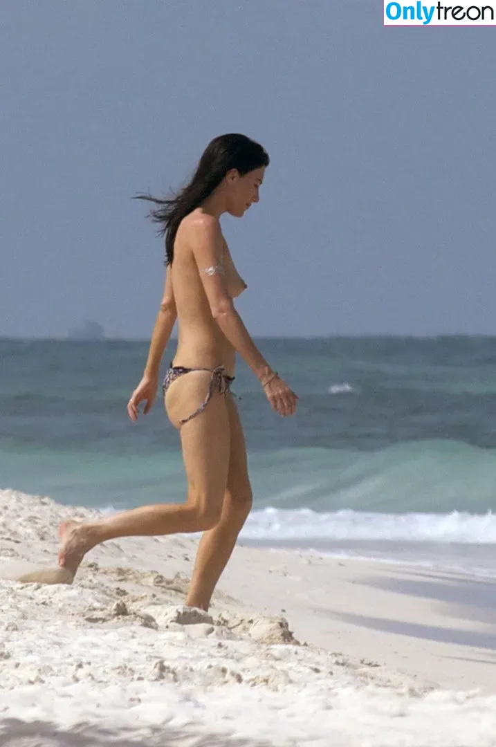 Jaime Murray nude photo #0004 (msjaimemurray / rileymurray)