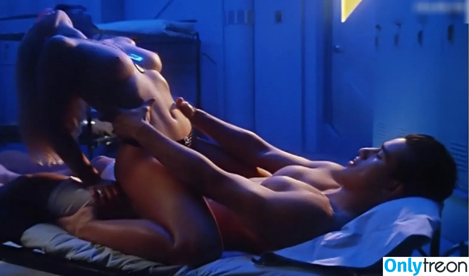 Jaime Pressly голая photo #0373 (jaimepressly)