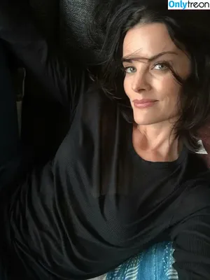 Jaimie Alexander / jaimiealexander фото голая #0385