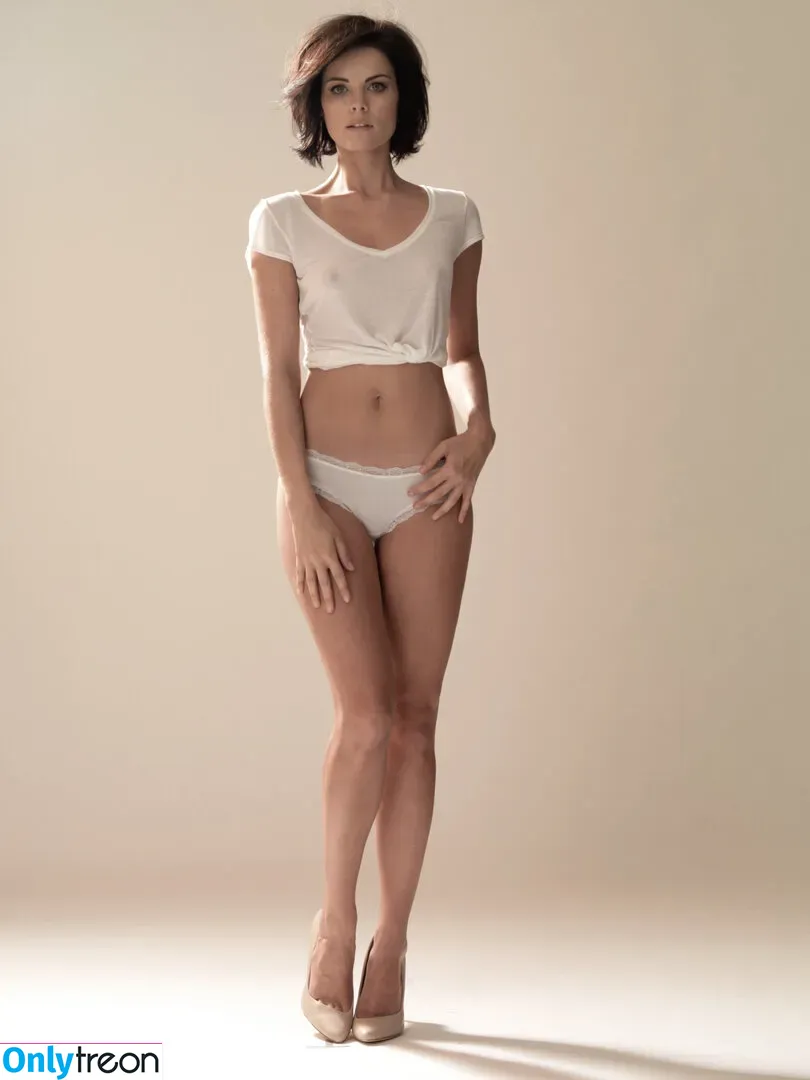 Jaimie Alexander голая photo #0033 (jaimiealexander)