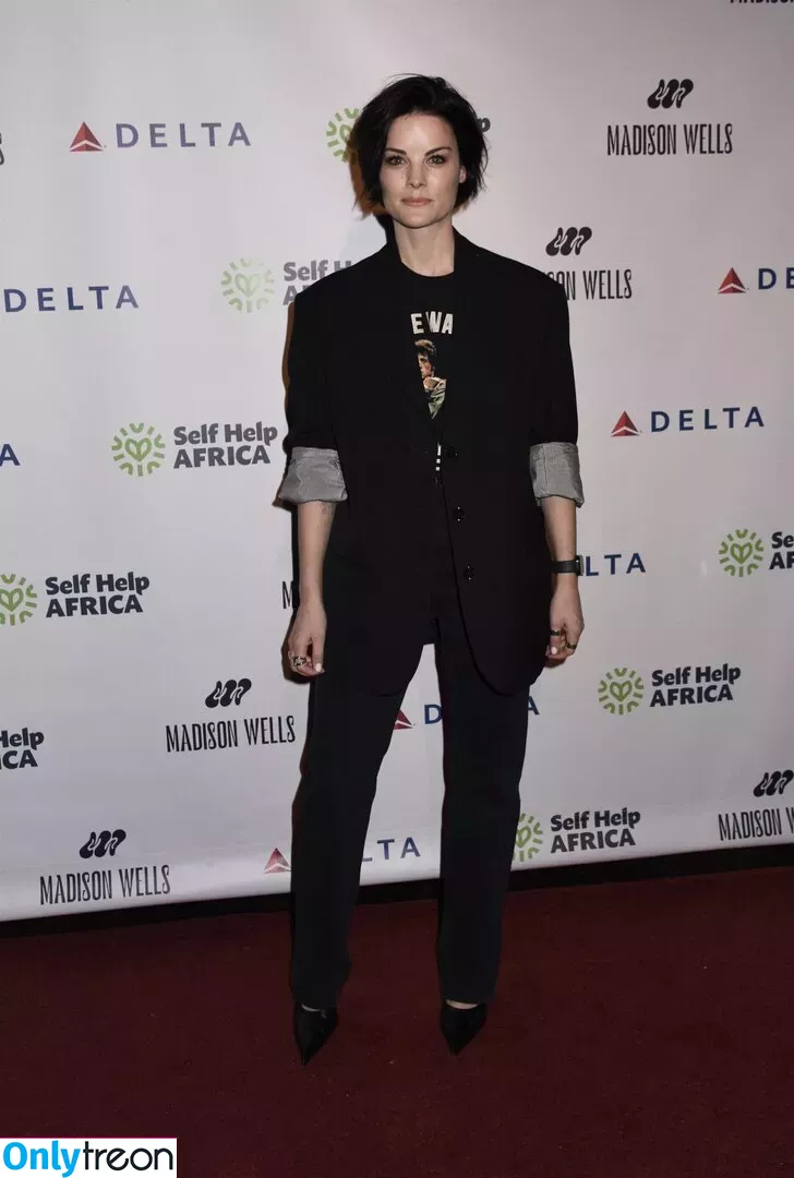 Jaimie Alexander голая photo #0075 (jaimiealexander)