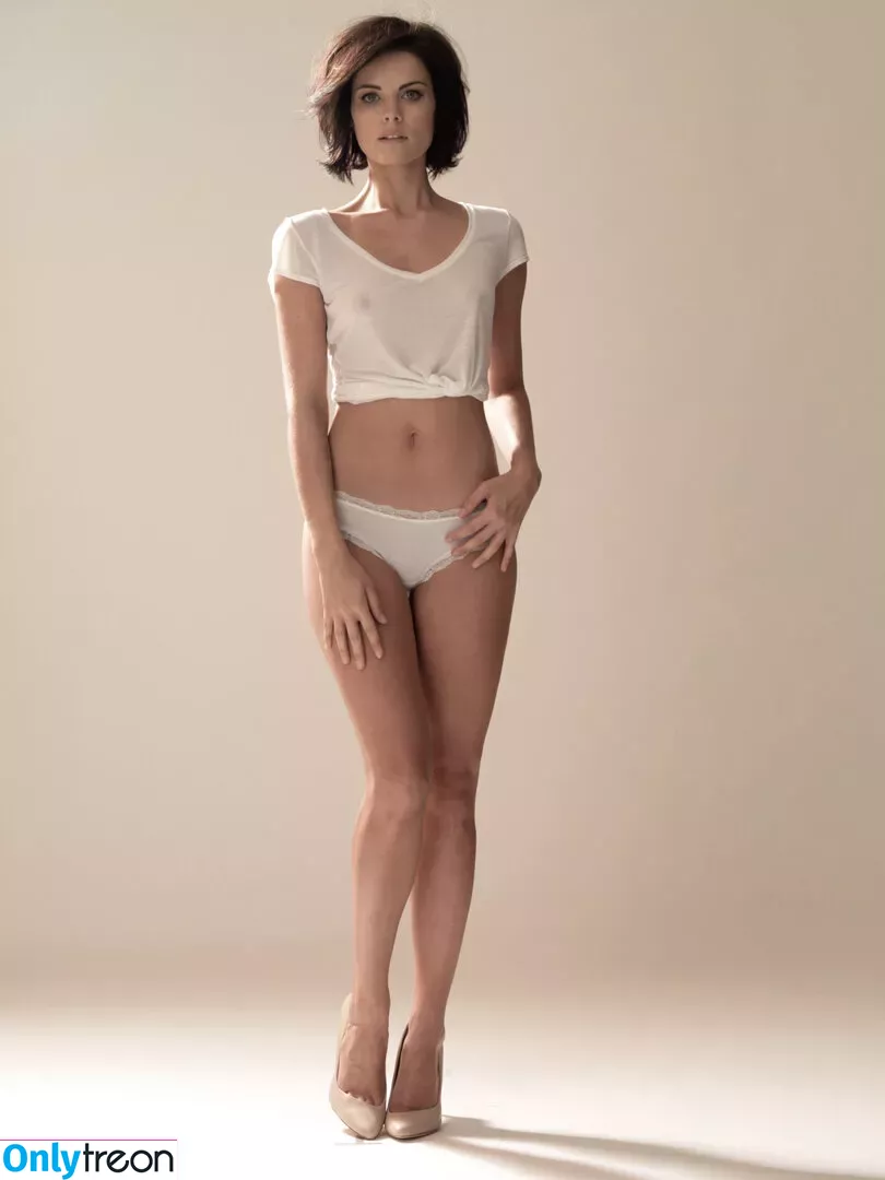 Jaimie Alexander голая photo #0130 (jaimiealexander)