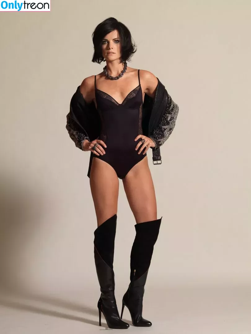 Jaimie Alexander голая photo #0211 (jaimiealexander)