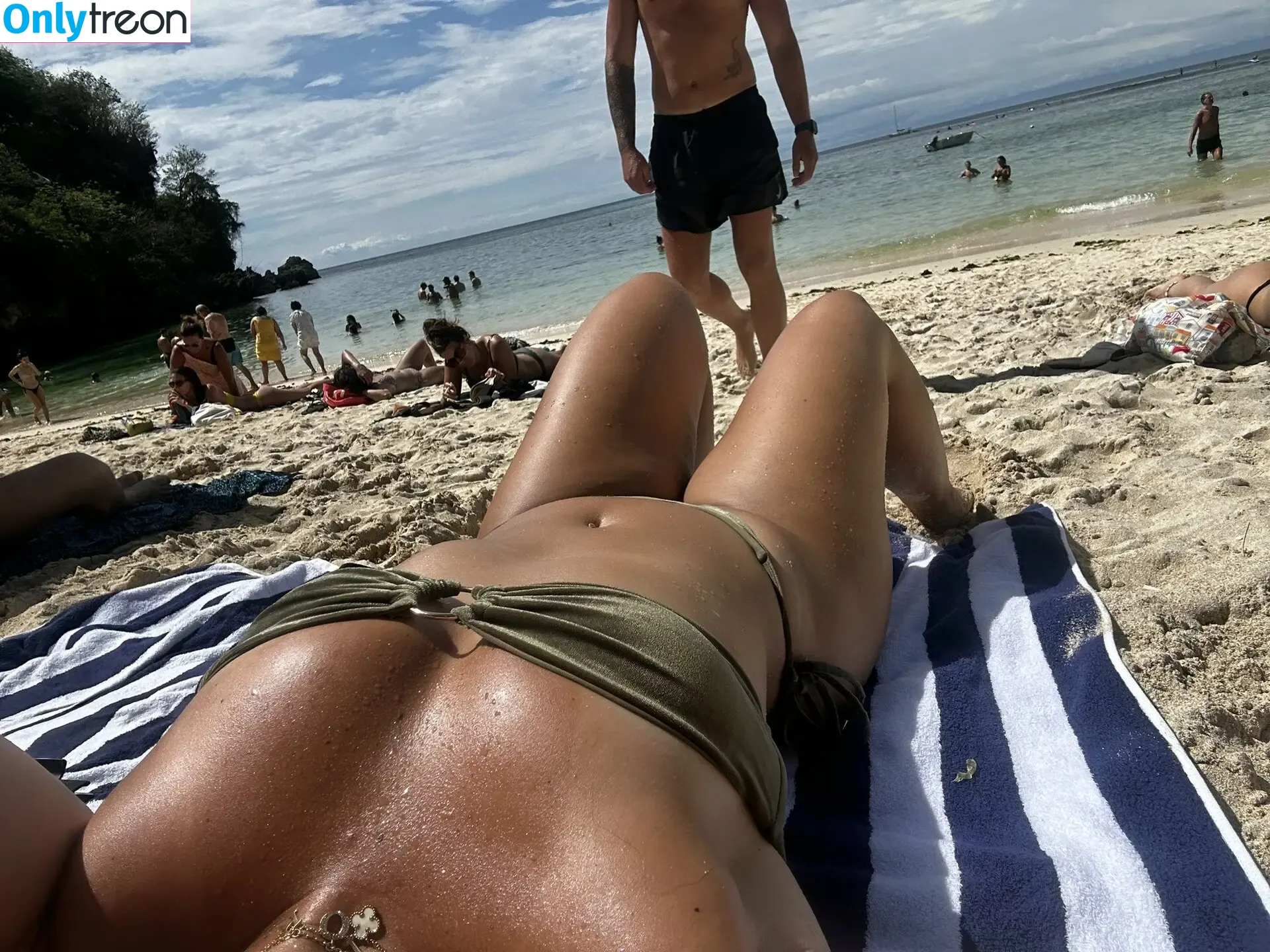jainjem голая photo #0058 (Jai n Jem / Jem&Jai / Jemima Bennett / jemimabennett)