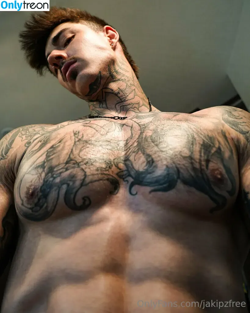 jakipzfree nude photo #0049 (jakeandrich)