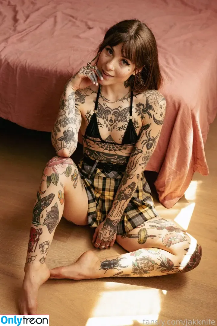 jakknife nude photo #0148 (hijakknife)